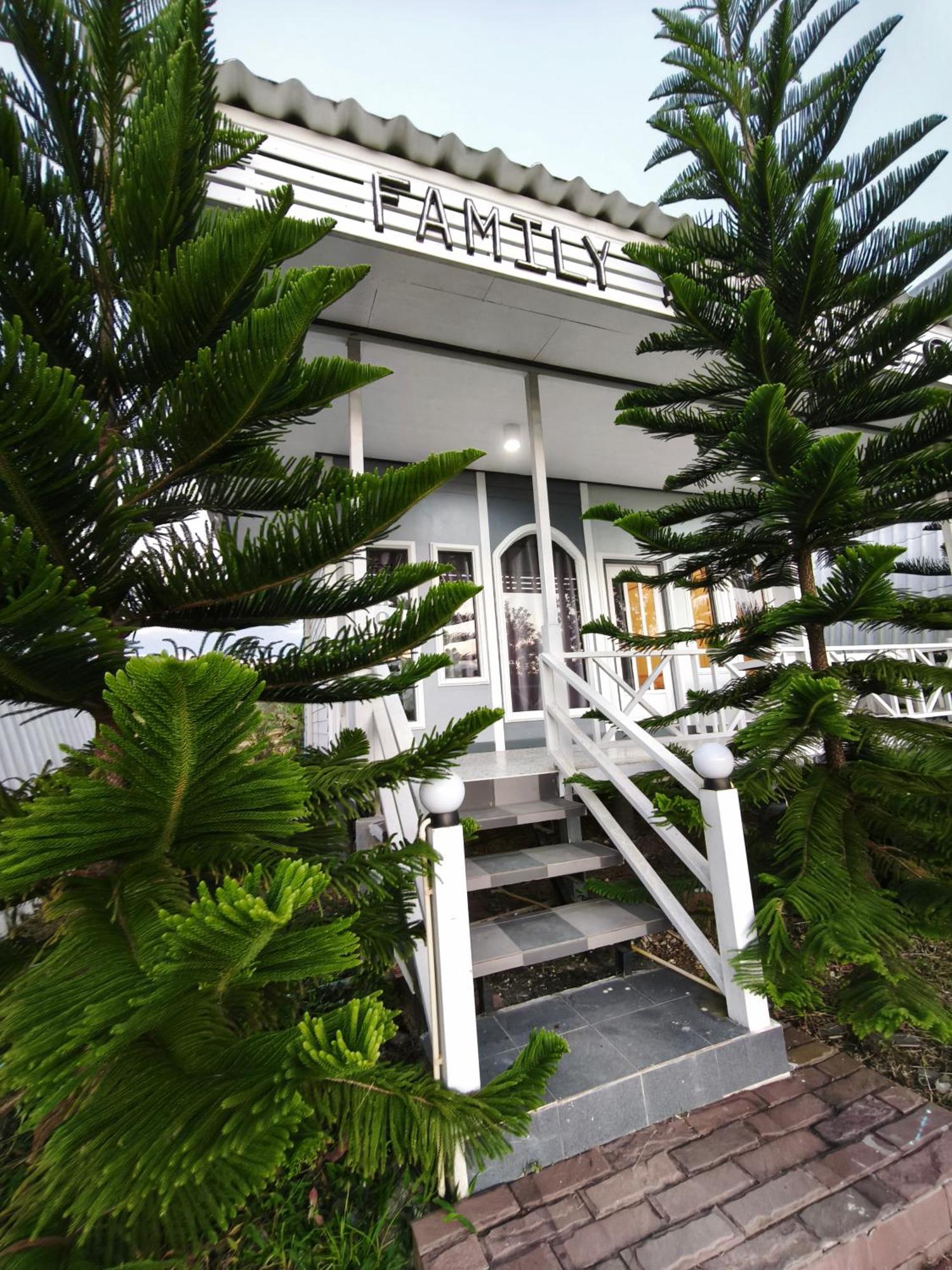 Boat And House Resort Amphoe Khao Kho Exterior foto