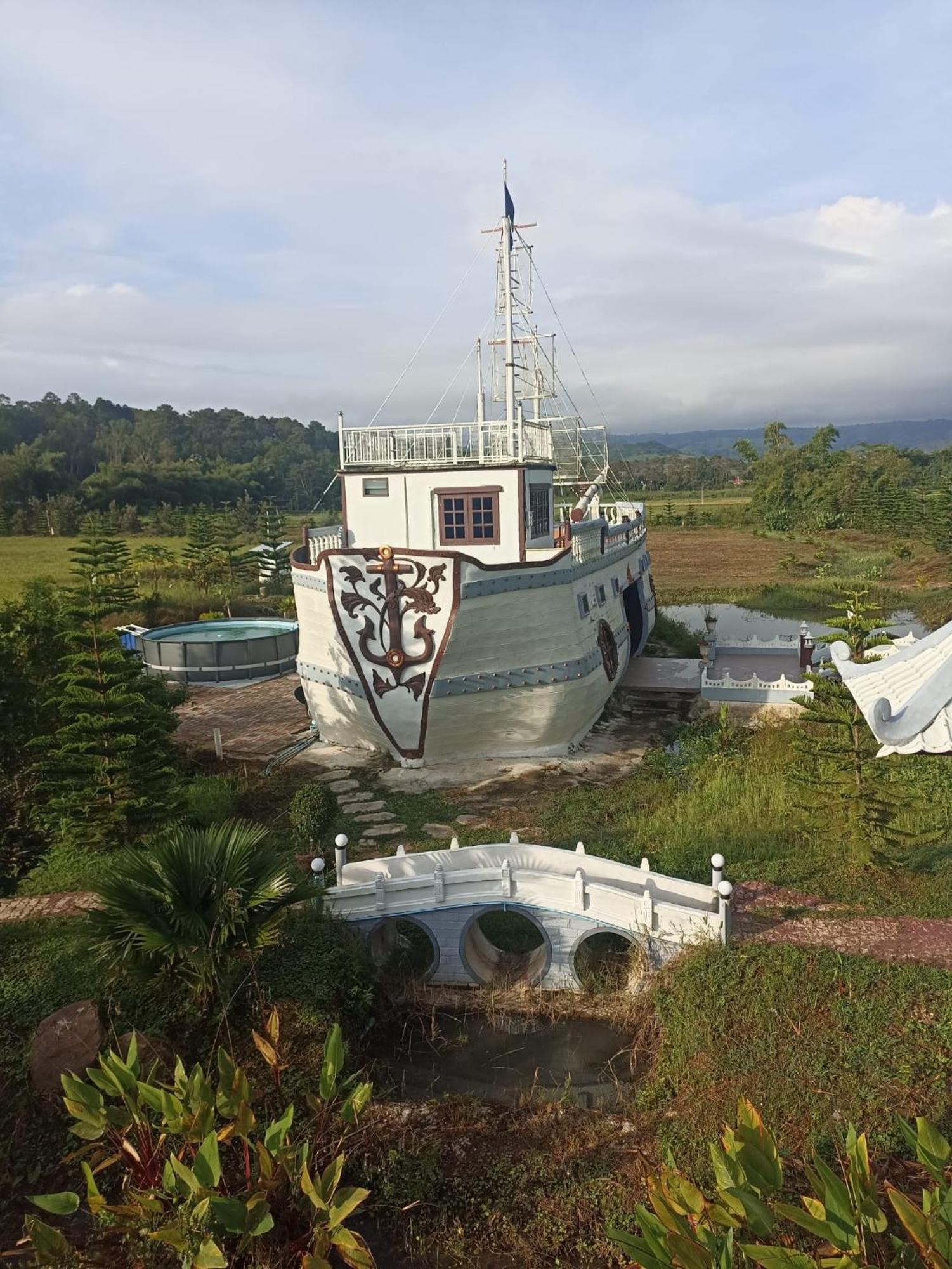 Boat And House Resort Amphoe Khao Kho Exterior foto
