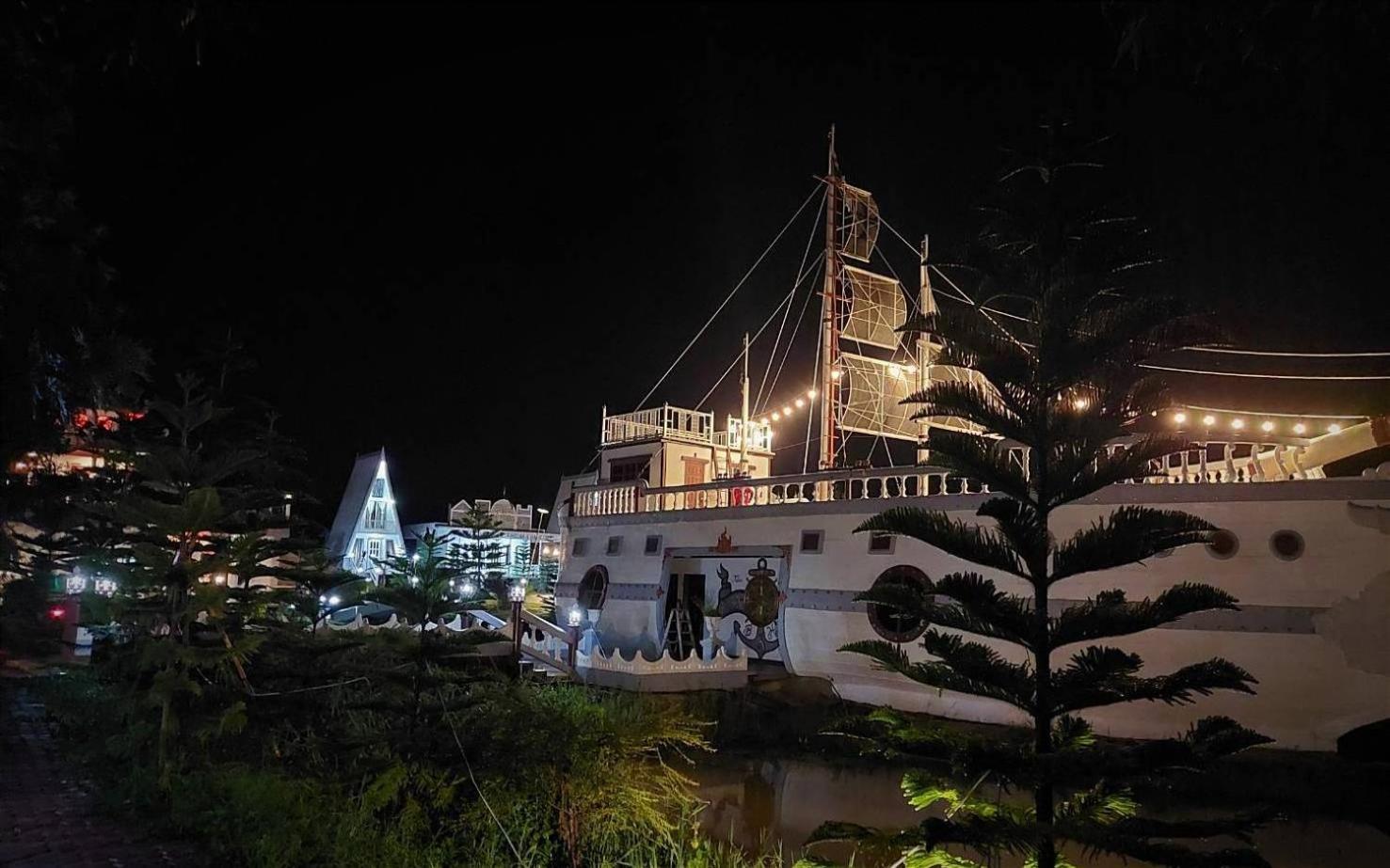Boat And House Resort Amphoe Khao Kho Exterior foto